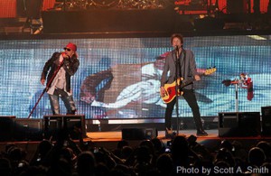 guns-n-roses-by-scott-a-smith.jpg
