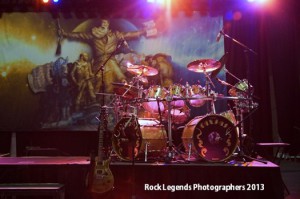 phil-ehart-drums.jpg